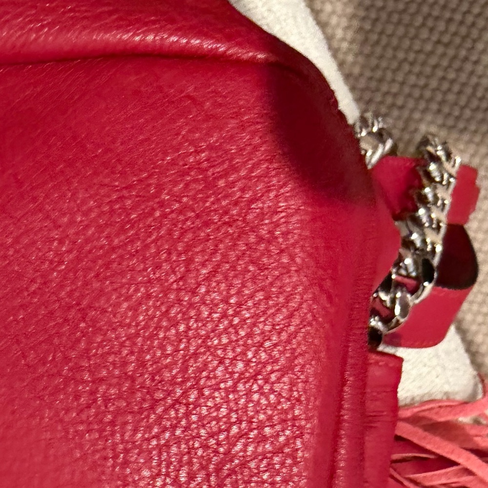 Valentino Leather Tote. Perfect for Fall π Trendy color for the season - Picture 7 of 10